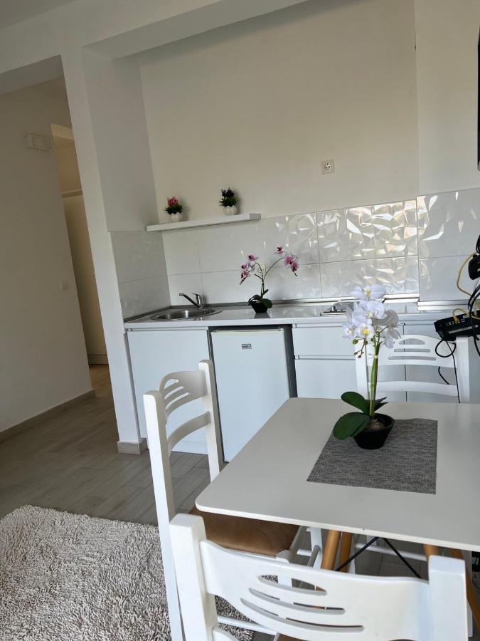Rasi Luxury Apartments Ulcinj Exteriör bild